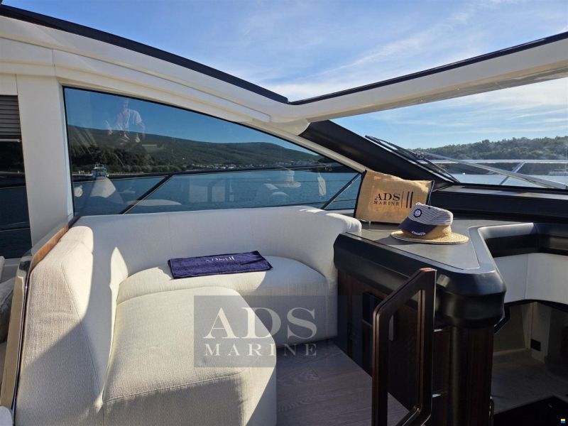 Sunseeker Predator 55 EVO