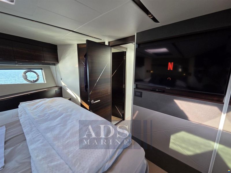 Sunseeker Predator 55 EVO