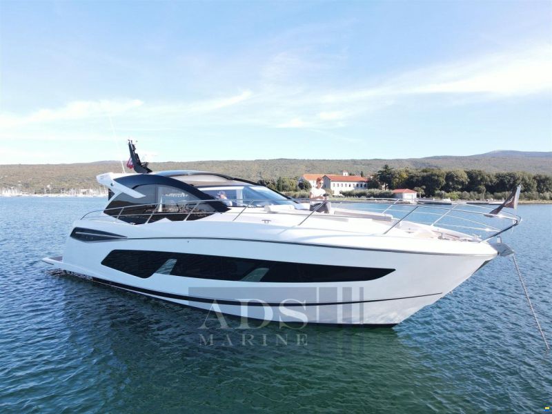Sunseeker Predator 55 EVO
