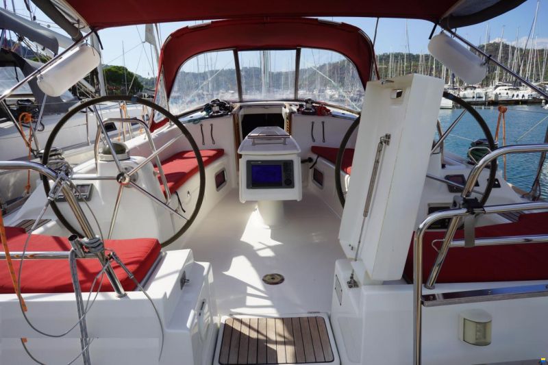 Beneteau OCEANIS 43