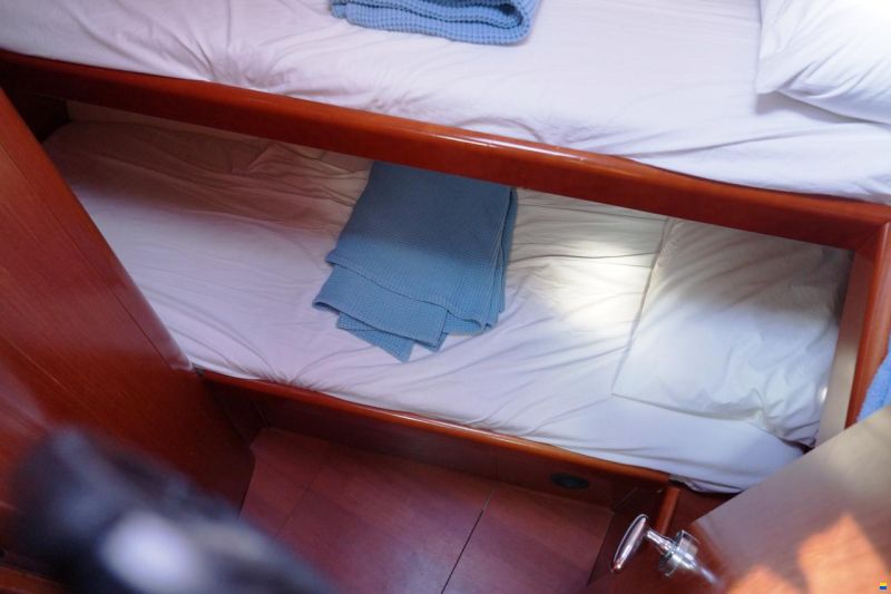 Beneteau OCEANIS 43