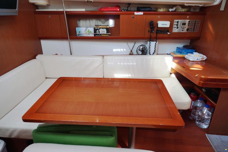 Beneteau OCEANIS 43