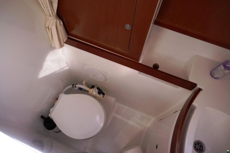 Beneteau OCEANIS 43