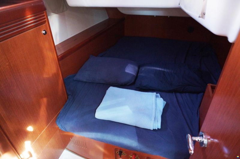 Beneteau OCEANIS 43