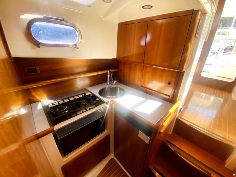 Cantieri Estensi Goldstar 360