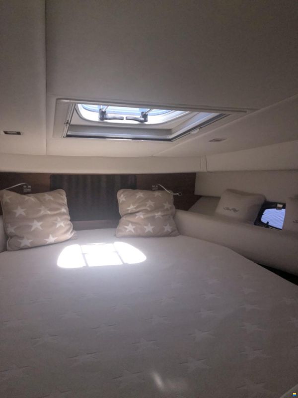 Sea Ray 355 DA Sundancer