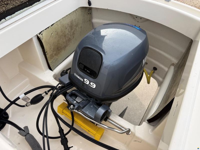 Crescent Allure 21