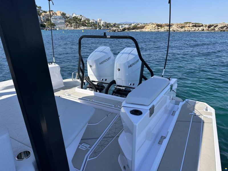 Axopar 38 Sun Top
