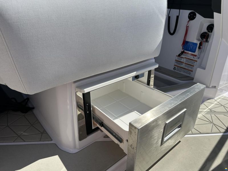 Axopar 38 Sun Top