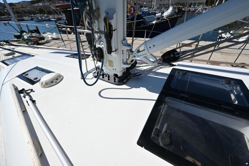 Hallberg-Rassy 44