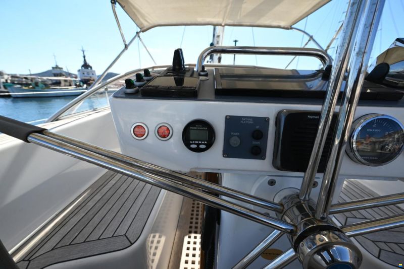 Hallberg-Rassy 44
