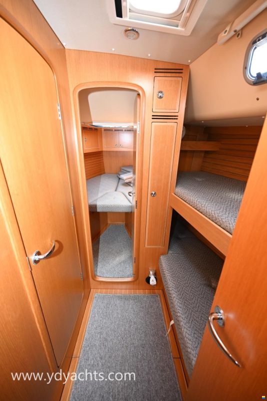 Hallberg-Rassy 44