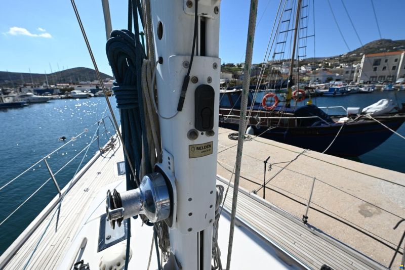 Hallberg-Rassy 44