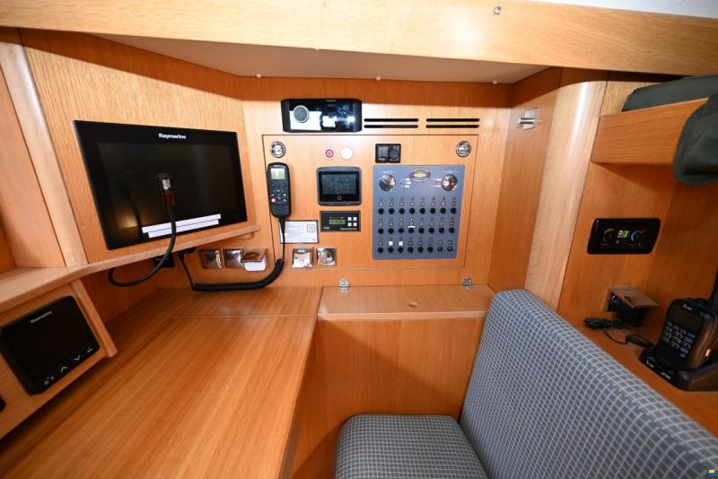 Hallberg-Rassy 44