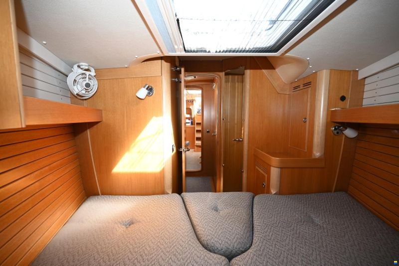 Hallberg-Rassy 44