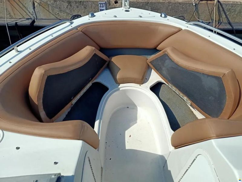 Four Winns 210 Horizon