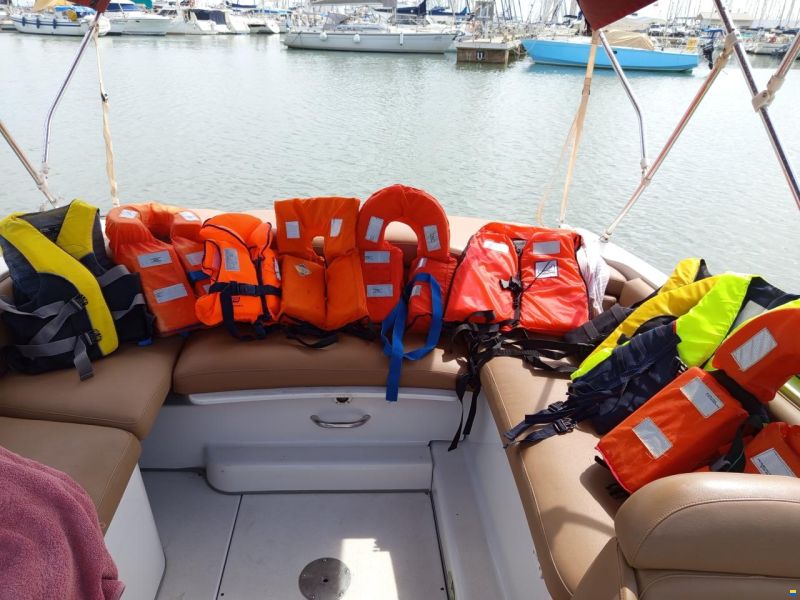 Four Winns 210 Horizon