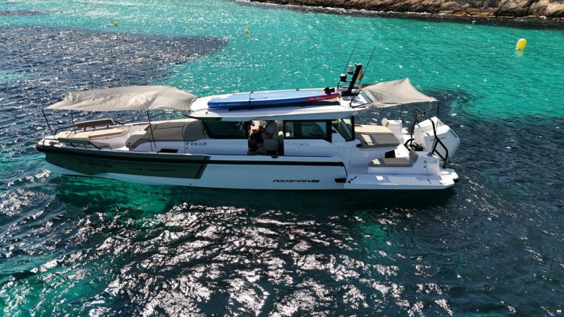 Axopar 38 XC Cross Cabin
