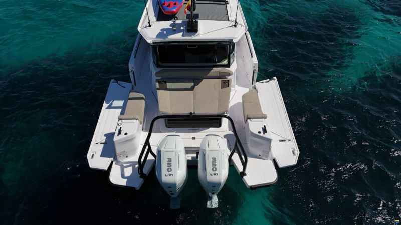 Axopar 38 XC Cross Cabin