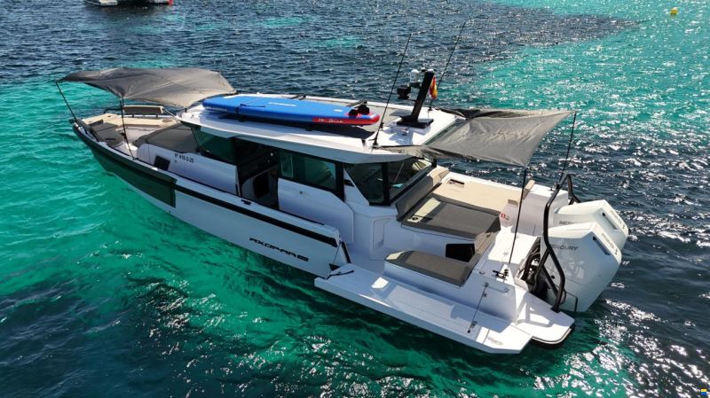 Axopar 38 XC Cross Cabin