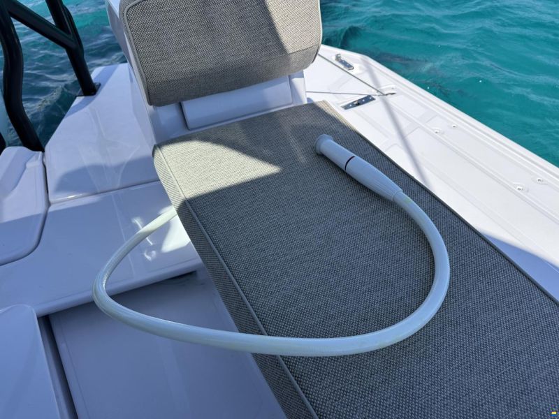 Axopar 38 XC Cross Cabin
