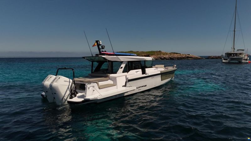 Axopar 38 XC Cross Cabin