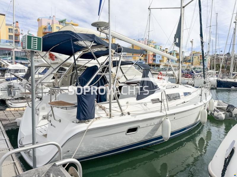 Hunter 33