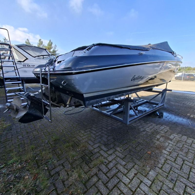 Rinker Captiva CC 272