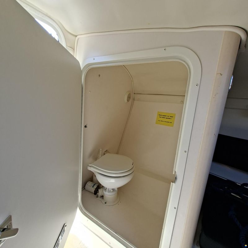 Rinker Captiva CC 272