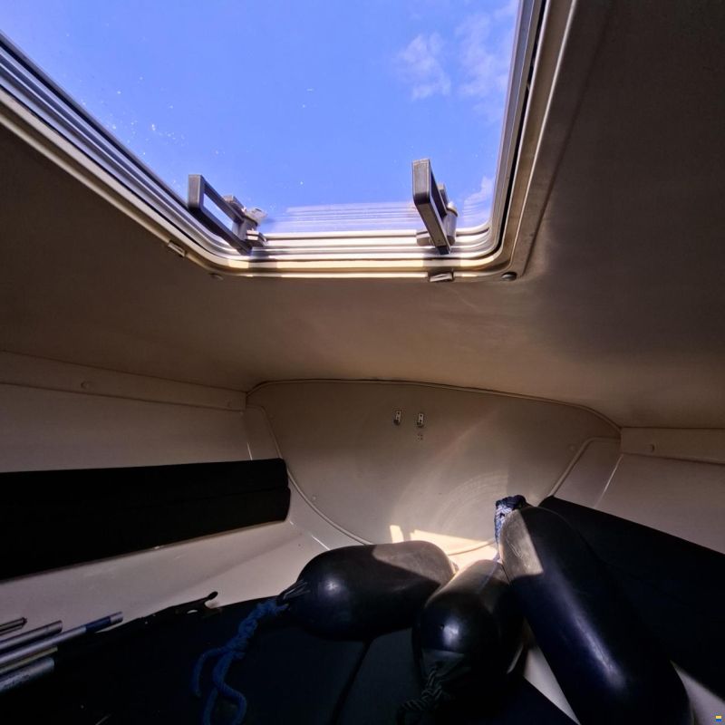 Rinker Captiva CC 272
