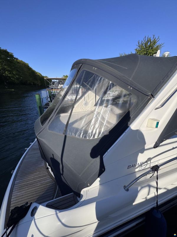 Bavaria 30S - Open