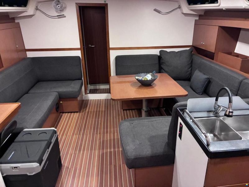 Hanse 445