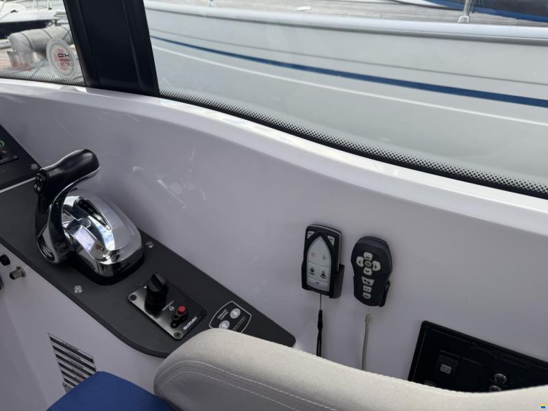 XO Boats 270 Cabin