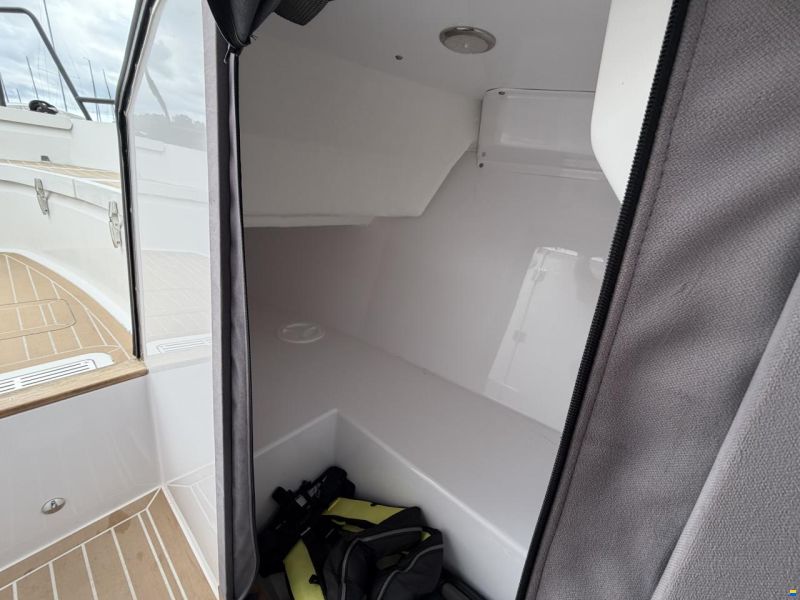 XO Boats 270 Cabin