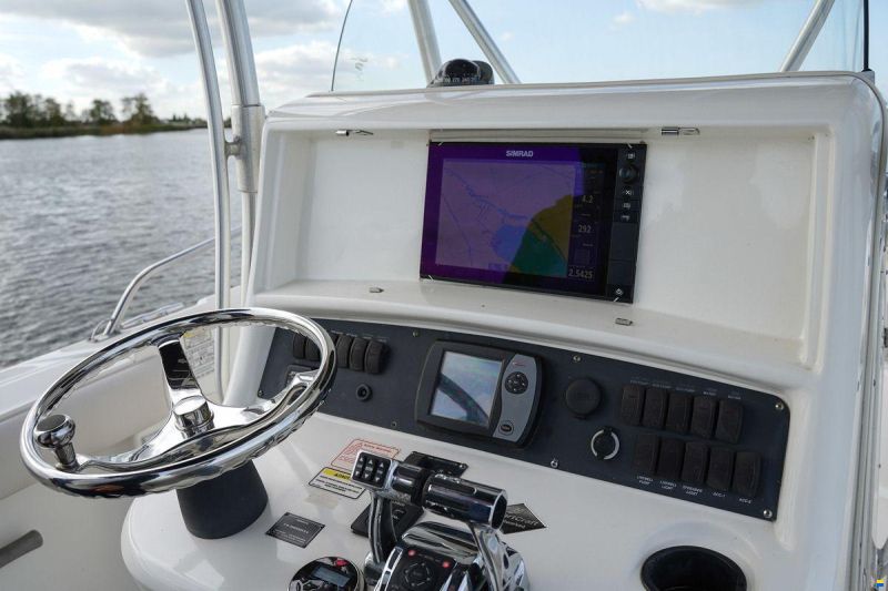 Boston Whaler 270 Outrage
