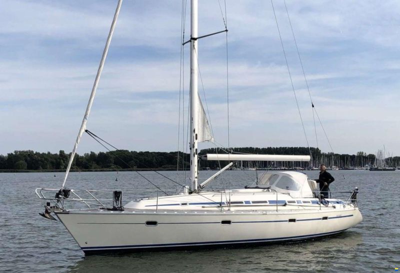 Bavaria 39