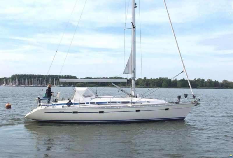 Bavaria 39
