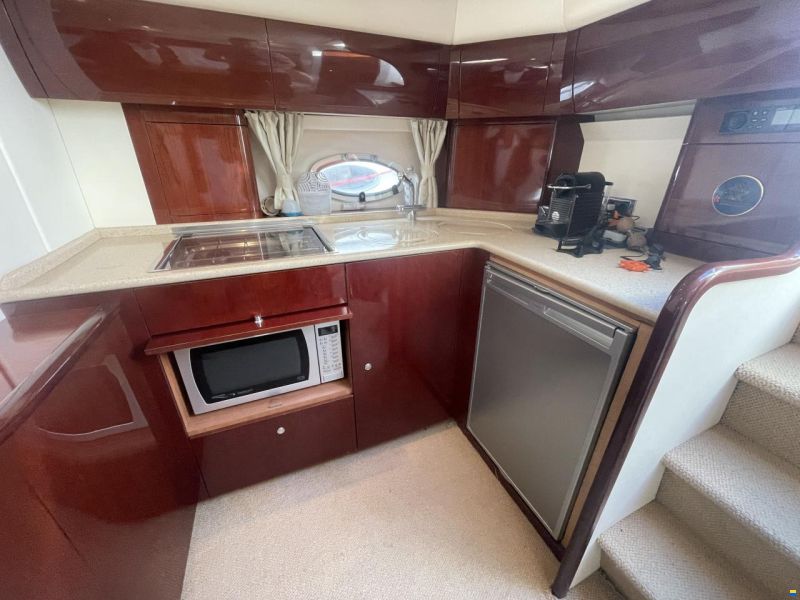Princess V42