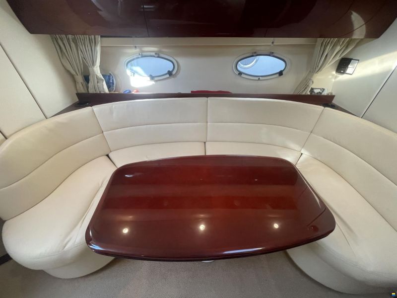 Princess V42