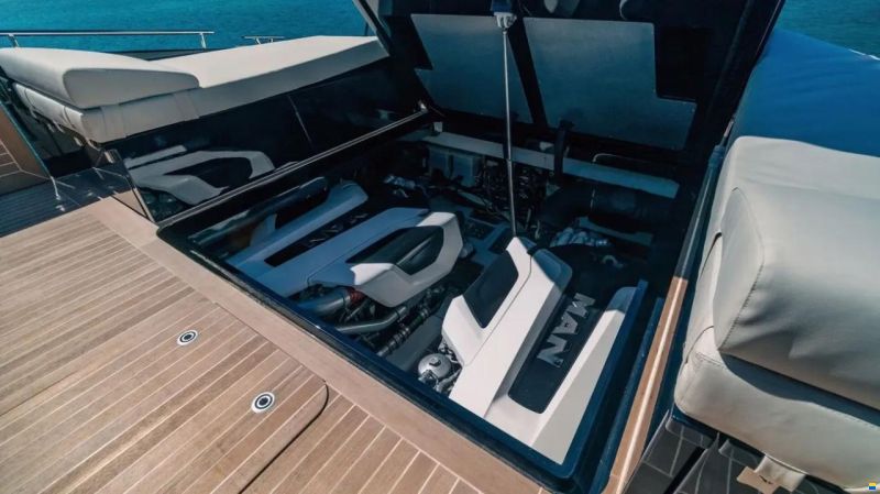 Cantieri Navali del Mediterraneo Contine