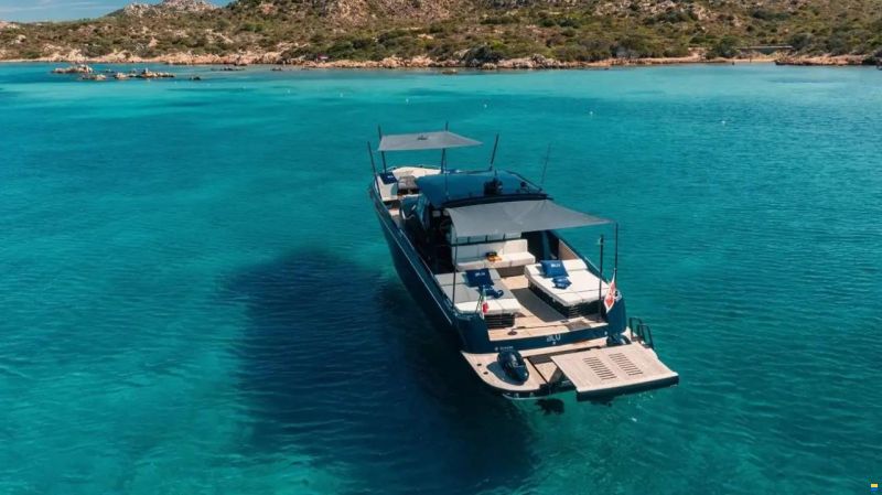 Cantieri Navali del Mediterraneo Contine
