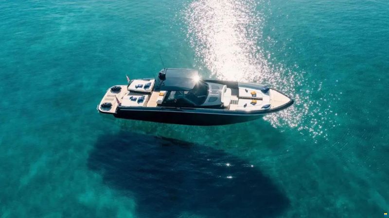 Cantieri Navali del Mediterraneo Contine