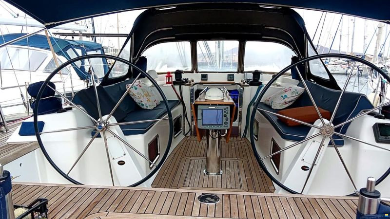 Dufour 525 Grand Large