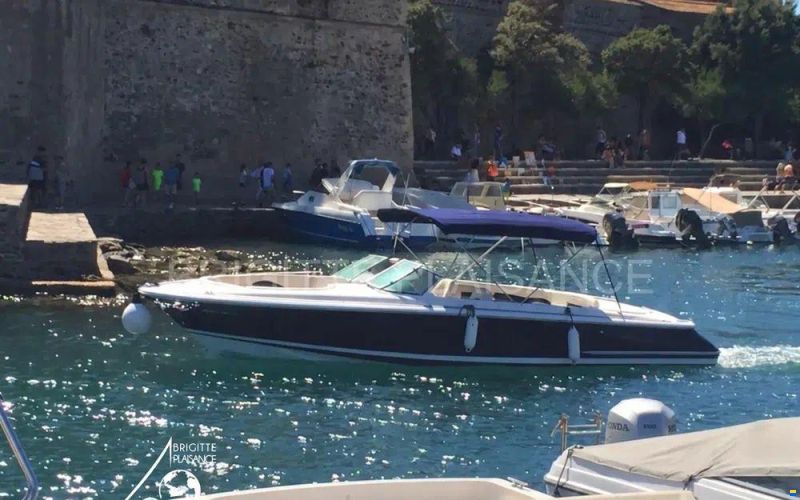 Chris Craft Launch 28