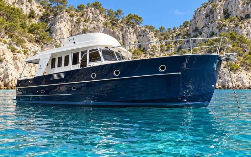Beneteau Swift Trawler 42