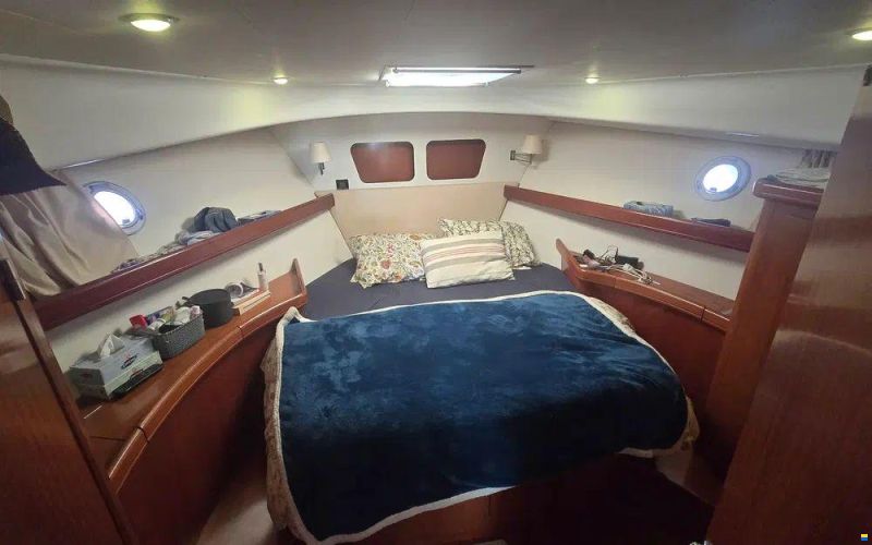 Beneteau Swift Trawler 42