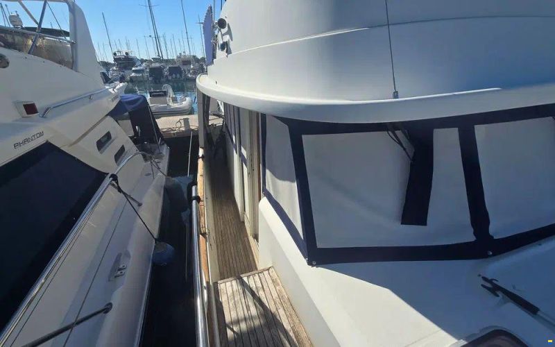 Beneteau Swift Trawler 42