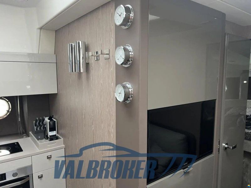 Cranchi M 44 HT