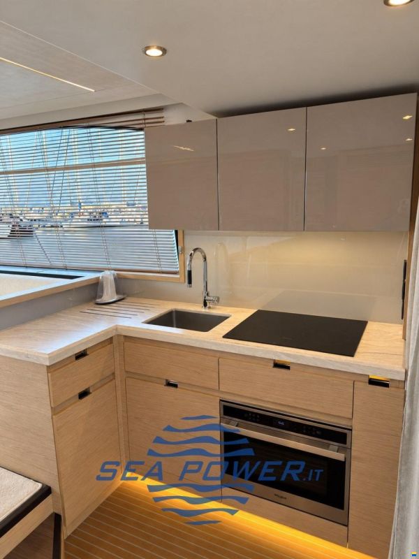 Beneteau Monte Carlo 52 fly