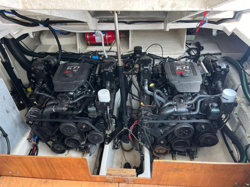 Sea Ray 335 DA